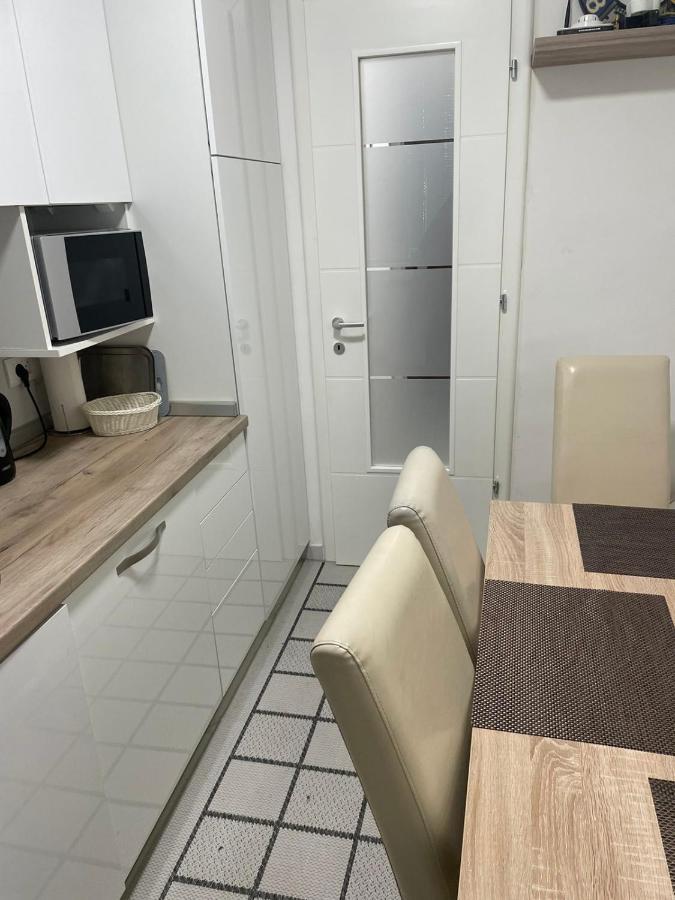 Grbavica Apartment Сараєво Екстер'єр фото